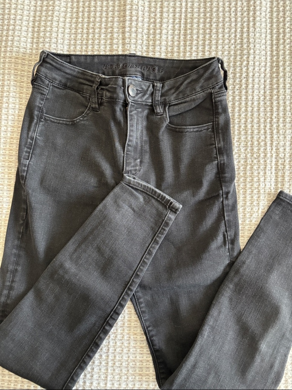American Eagle Outfitters Black High-Rise Jeggings